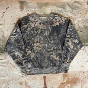 Essential camo crewneck